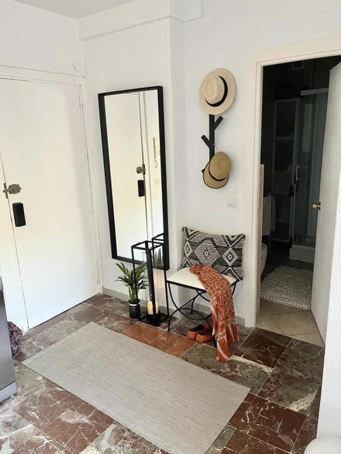 Front In Apartamento Estepona